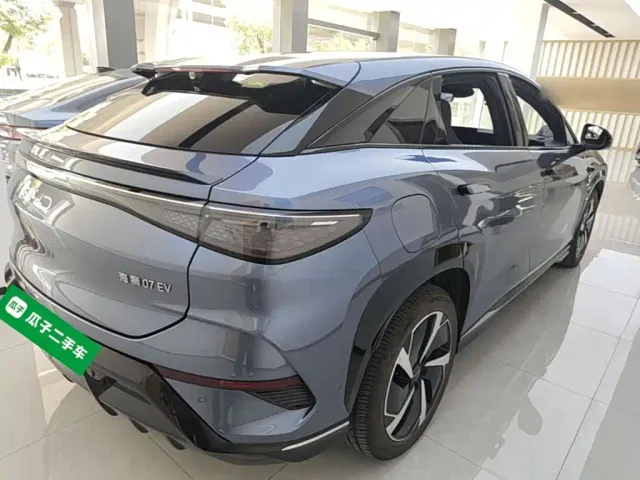 BYD Sealion 07 EV — Фото автомобиля 6
