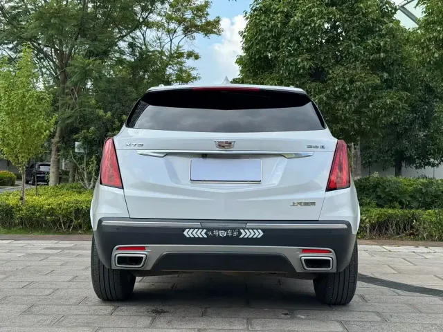 Cadillac XT5 — Фото автомобиля 8