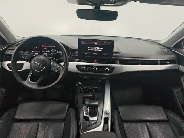 Audi A4L — Фото автомобиля 12