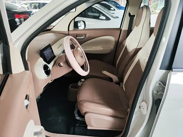 Wuling Hongguang Mini EV — Фото автомобиля 14