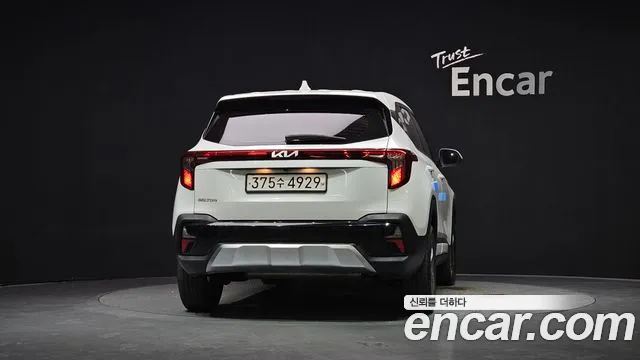 Kia Seltos New — Фото автомобиля 4