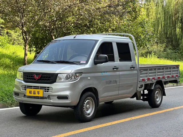 Фотография автомобиля — Wuling Rongguang New Truck
