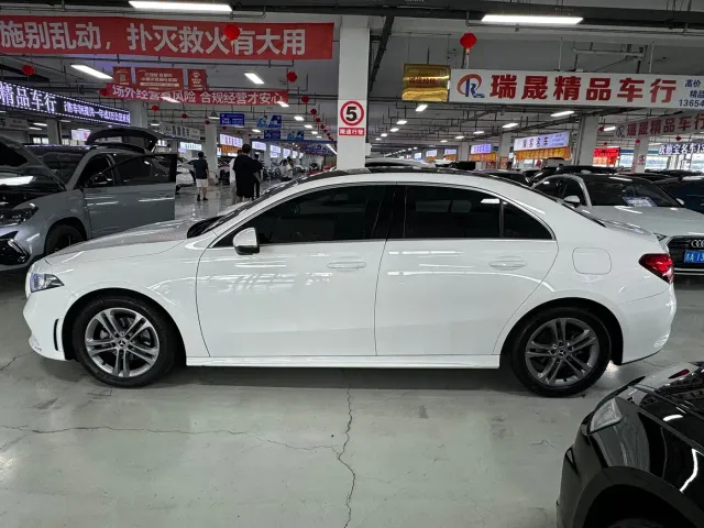 Mercedes-Benz A-Class — Фото автомобиля 9