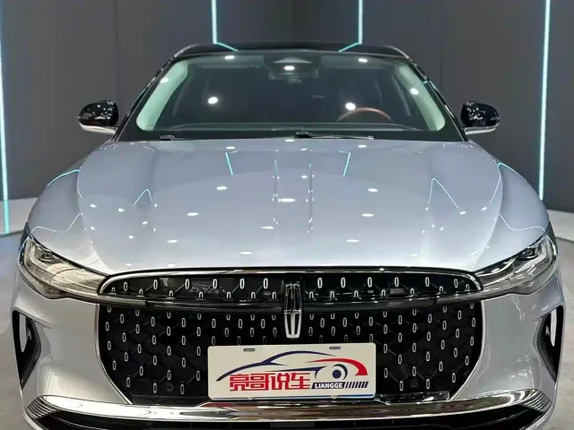 Lincoln Z — Фото автомобиля 2