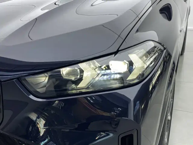BMW X5 — Фото автомобиля 6