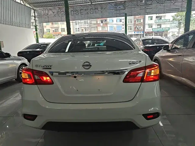 Nissan Sylphy — Фото автомобиля 5