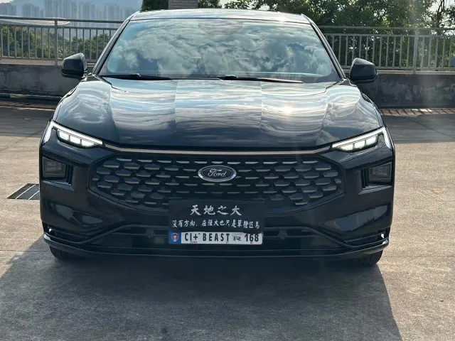Ford Mondeo — Фото автомобиля 2