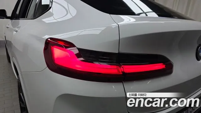 BMW X4 xDrive20i M Sport Pro Special Edition — Фото автомобиля 20