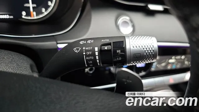Genesis GV70 2.5T Бензин 2WD — Фото автомобиля 28