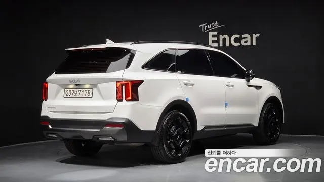 Kia Sorento — Фото автомобиля 2