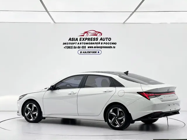 Hyundai Elantra — Фото автомобиля 4