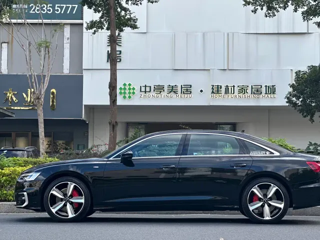 Audi A6L — Фото автомобиля 4