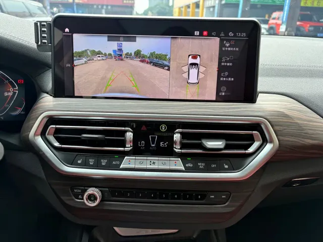 BMW X3 — Фото автомобиля 16
