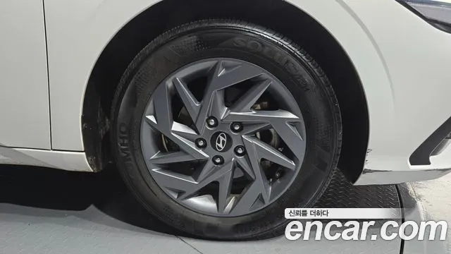 Hyundai AVANTE Новый Avante (CN7) — Фото автомобиля 5