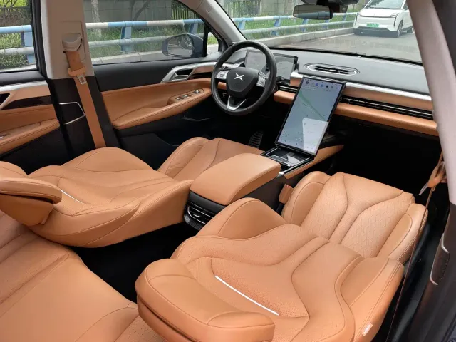 Xpeng P5 — Фото автомобиля 20