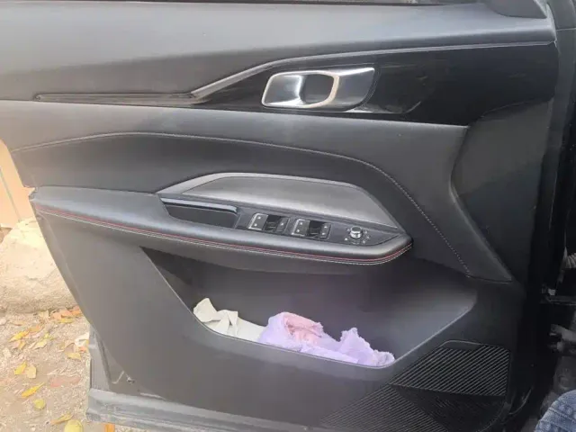 Changan Z6 — Фото автомобиля 7