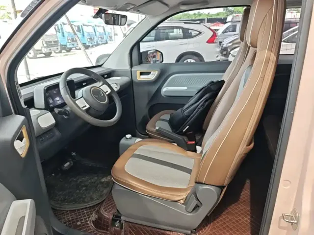Wuling Hongguang Mini EV — Фото автомобиля 6
