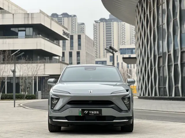 Nio EC6 — Фото автомобиля 2