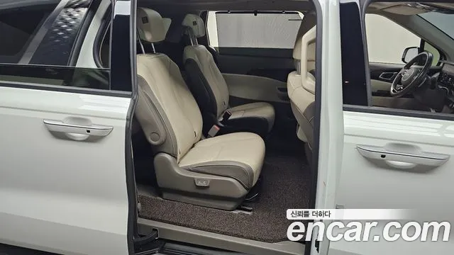 Kia Canival Carnival 4 поколение Бензин 9 мест Noblesse — Фото автомобиля 12
