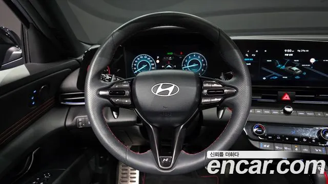 Hyundai Avante CN7 — Фото автомобиля 13