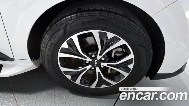 Kia Canival Carnival 4 поколение Дизель 9 мест Prestige — Фото автомобиля 5