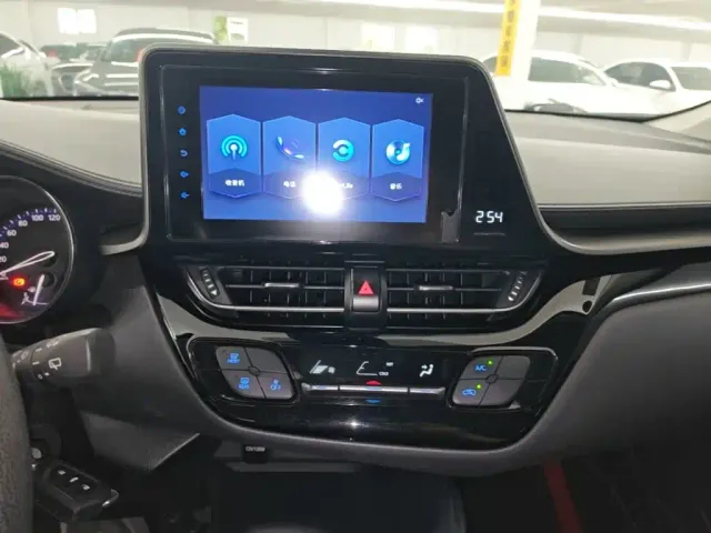 Toyota IZOA — Фото автомобиля 12