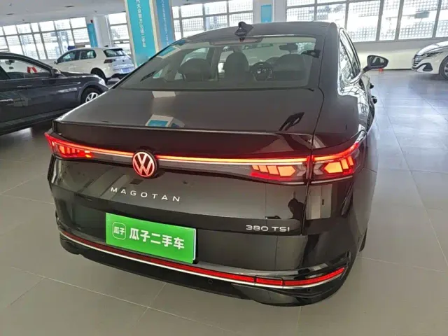 Volkswagen Magotan — Фото автомобиля 5