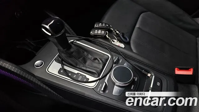 Audi Q2 35 TDI Premium — Фото автомобиля 9
