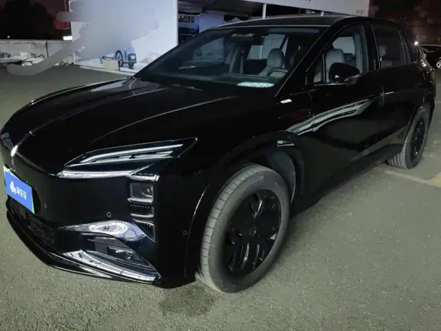 Фотография автомобиля — Hongqi Tian Gong 08