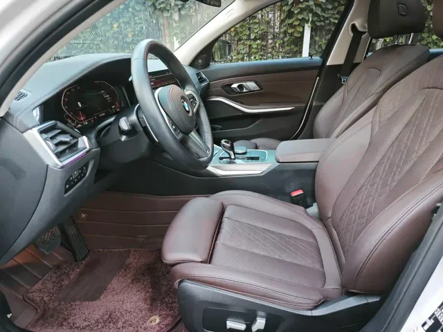 BMW 3 Series — Фото автомобиля 11