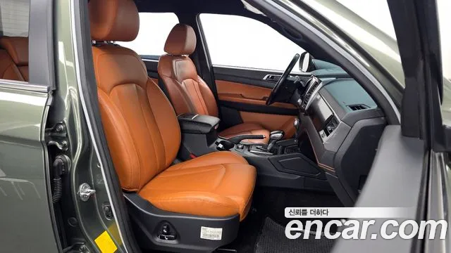 KG_Mobility_Ssangyong Rexton — Фото автомобиля 11
