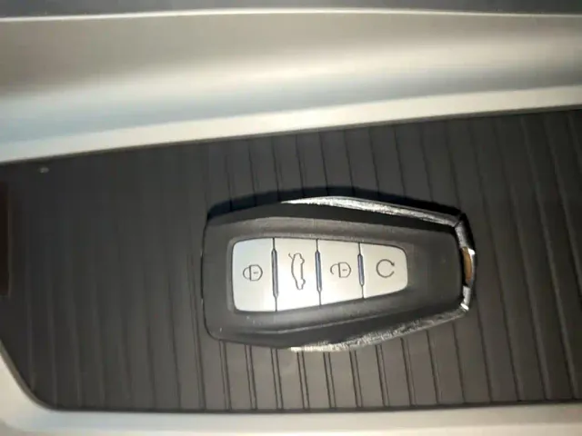 Geely Xingrui — Фото автомобиля 8