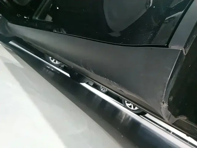 Tesla Model Y — Фото автомобиля 21
