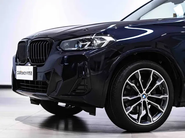 BMW X3 — Фото автомобиля 2