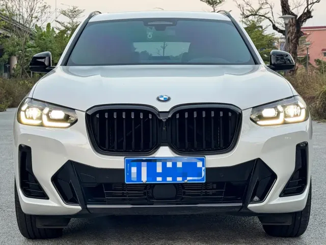 BMW X3 — Фото автомобиля 2