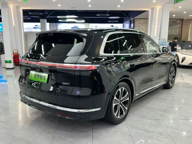 Aito M7 — Фото автомобиля 16