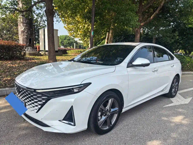 Фотография автомобиля — Changan Raeton Plus