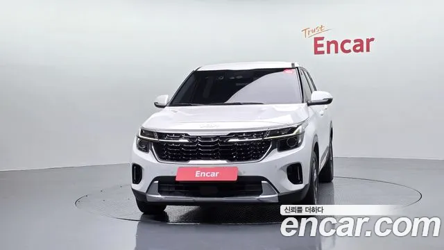 Kia Seltos — Фото автомобиля 3