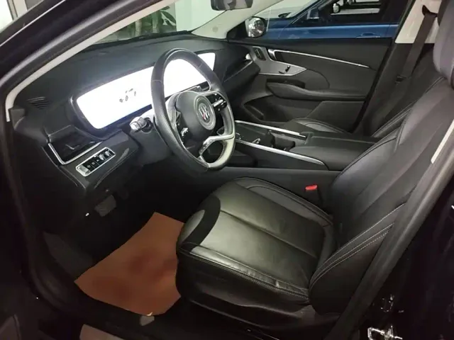 Buick LaCrosse — Фото автомобиля 14
