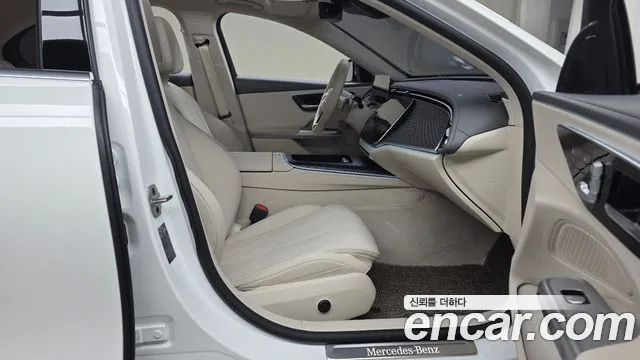 Mercedes-Benz E-Class — Фото автомобиля 27