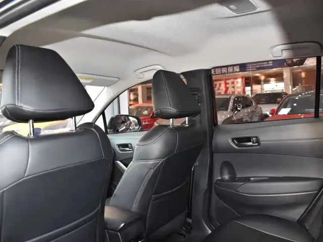 Toyota Corolla Cross — Фото автомобиля 13