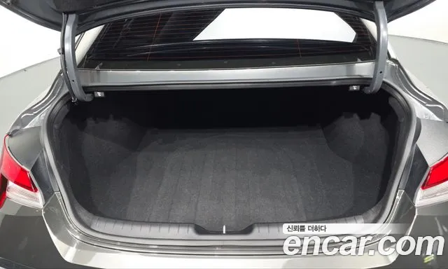 Hyundai Avante CN7 — Фото автомобиля 23