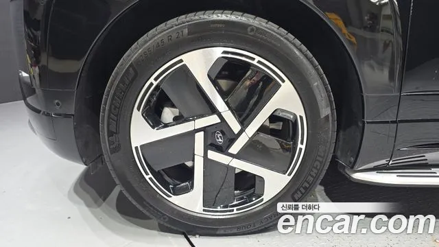 Hyundai Ioniq 9 — Фото автомобиля 5