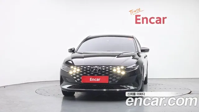 Hyundai Grandeur Новый Grandeur IG 3.0 LPi (Для проката) — Фото автомобиля 3