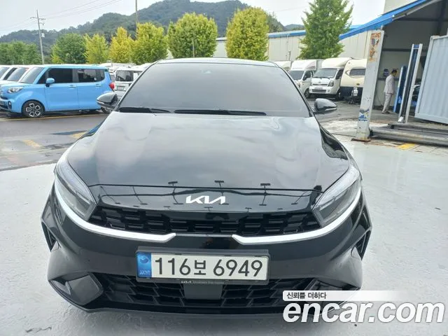 Kia K3 Generation 2 — Фото автомобиля 9