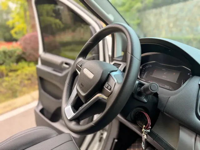 Maxus G10 — Фото автомобиля 24