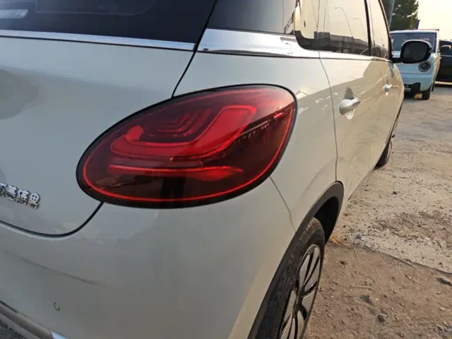 Wuling Bingo — Фото автомобиля 7
