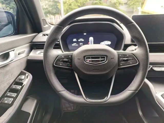 Geely Xingrui — Фото автомобиля 6