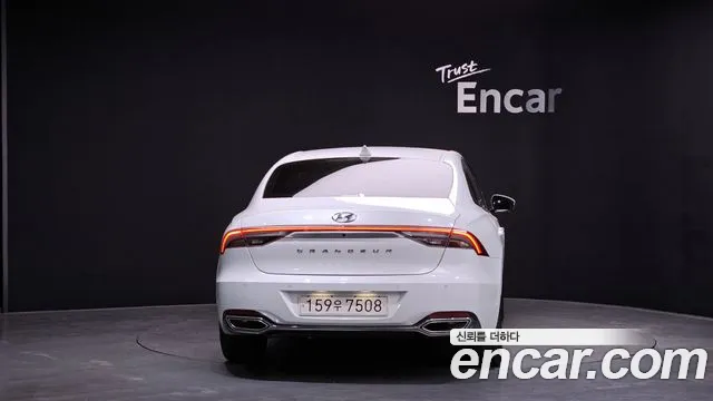 Hyundai Grandeur Новый Grandeur IG — Фото автомобиля 4
