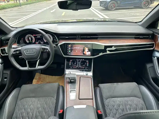 Audi A6L — Фото автомобиля 7